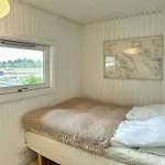 With Harbour View In Falsled