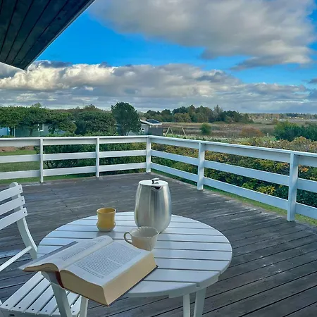 Sommerhus Med Havudsigt Ved Faldsled *