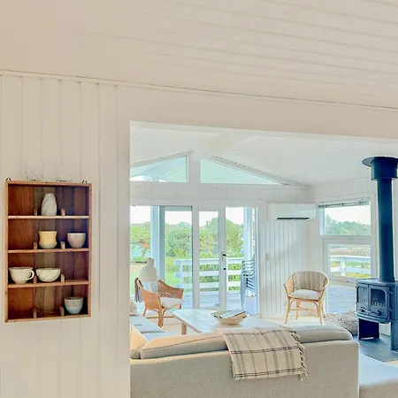 Sommerhus Med Havudsigt Ved Faldsled بيت للعطل *