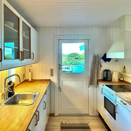 With Harbour View In Falsled Millinge