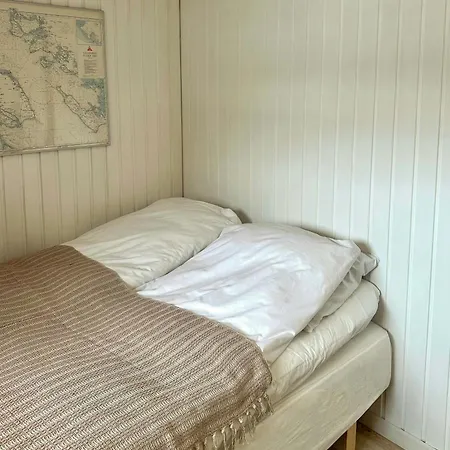 Hébergement de vacances With Harbour View In Falsled