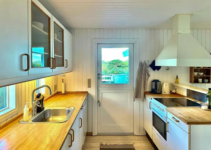 With Harbour View In Falsled Millinge